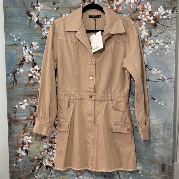 Deluc Dresses & Skirts - NWT Deluc Beige cute dress beautiful